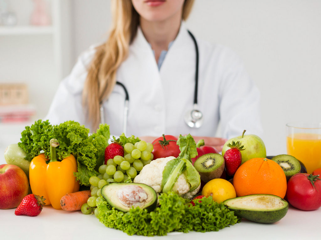 Как выбрать рацион в эпоху суперфудов и фастфуда